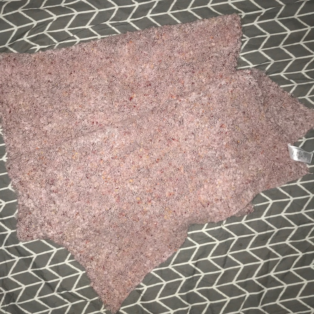 Super soft stretchy scarf